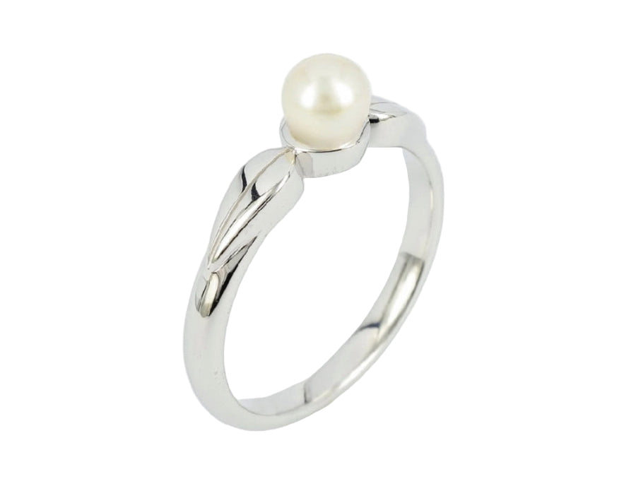 Lotus Pearl ring